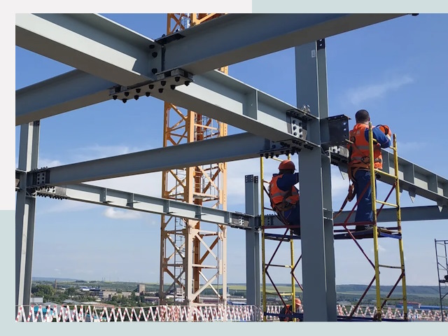 Монтаж металлоконструкций в юбилейном